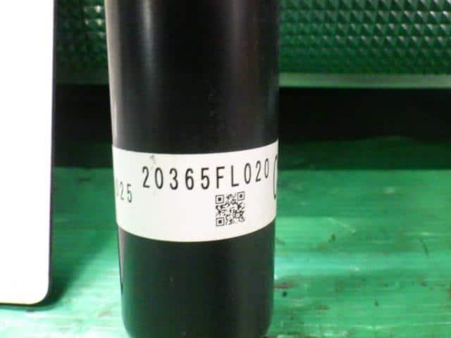Rear Left Strut Assembly SUBARU Impreza 2018 DBA-GK7 — photo 2