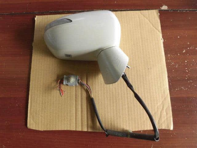 Right Side Mirror HONDA Fit 2004 DBA-GD1 — photo 1