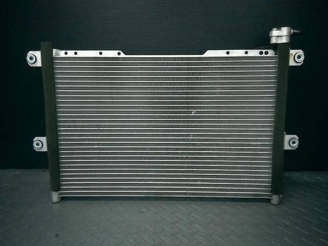 Condenser SUZUKI Jimny 2012 ABA-JB23W — photo 2