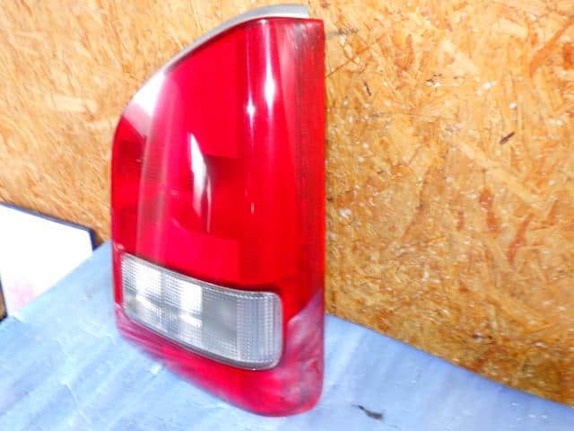 Right Tail Light HONDA Z 2000 GF-PA1 — photo 3