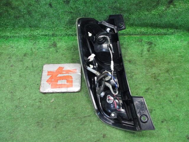 Right Tail Light NISSAN Dayz roox 2014 DBA-B21A — photo 2