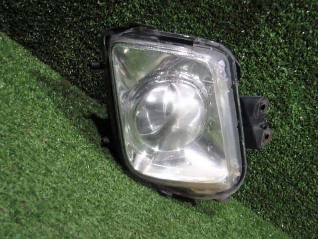 Right Fog Light TOYOTA Crown 2009 DBA-GRS203 8121030320 — photo 1