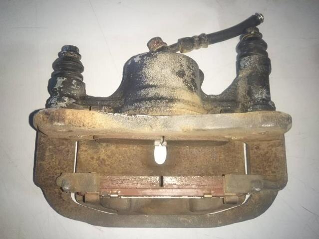 Front Right Caliper TOYOTA SPRINTER 1991 S-CE109V 4773012400 — photo 2