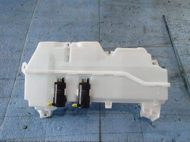 Windshield Washer Tank SUZUKI Hustler 2015 DAA-MR41S 3845065P10 — photo 2
