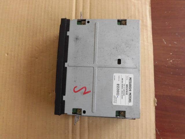 Radio MITSUBISHI Minicab 2004 GBD-U62 — photo 3