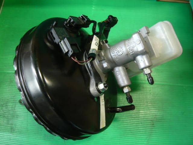 Brake Master Cylinder MAZDA Roadstar 2015 DBA-ND5RC N2Y34380Z — photo 2