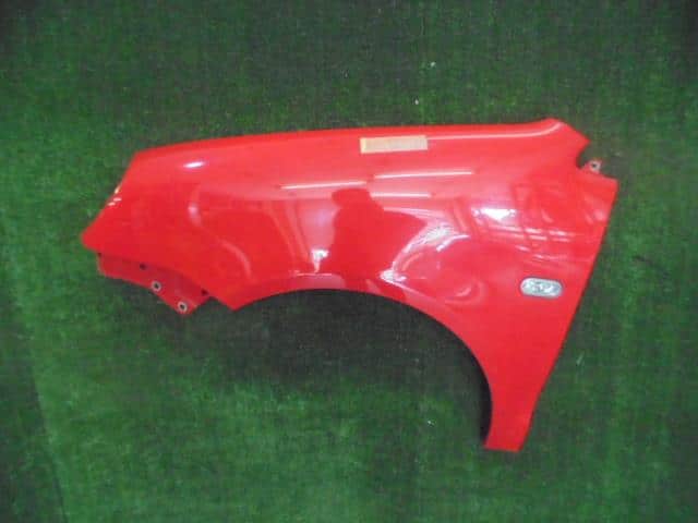 Left Fender Panel VOLKSWAGEN Polo 2004 GH-9NBBY — photo 1