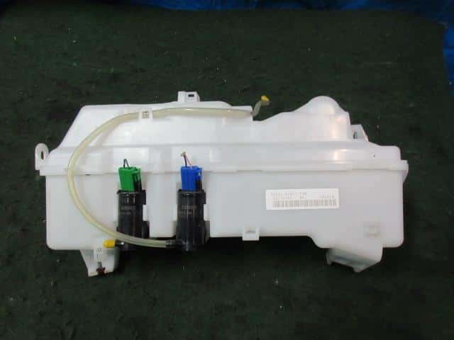 Windshield Washer Tank SUZUKI Wagon R 2013 DBA-MH34S 3845050M11 — photo 1