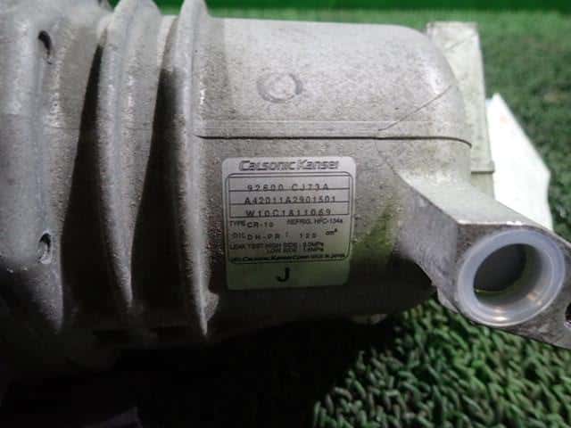 A/C Compressor NISSAN Cube 2010 DBA-Z12 — photo 2