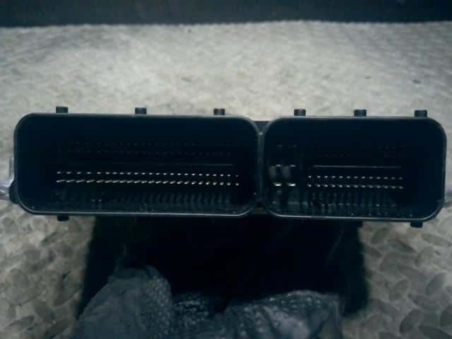 Engine Control Unit BMW 3 Series 2017 LDA-8C20 — photo 4