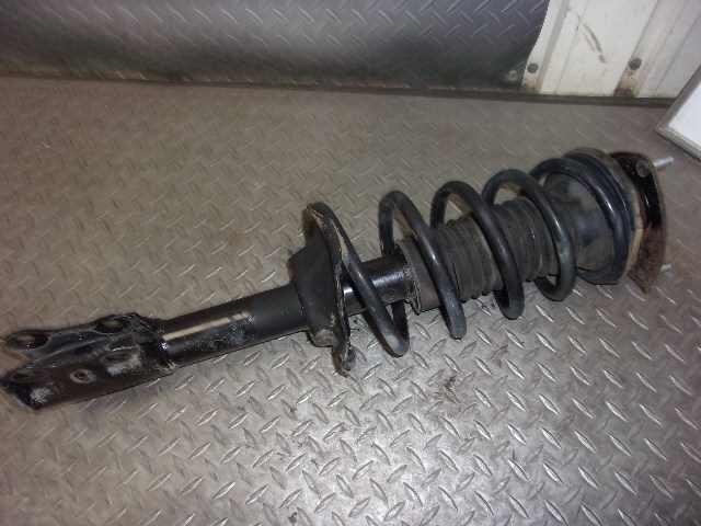 Front Left Strut TOYOTA Sienta 2008 DBA-NCP81G — photo 2
