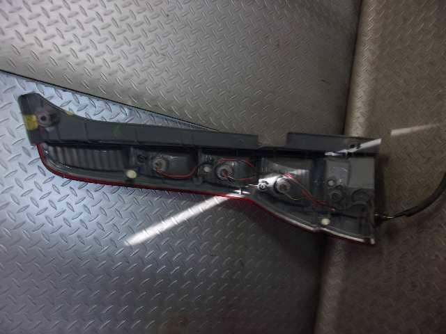 Right Tail Light HONDA CR-V 2010 DBA-RE4 — photo 5