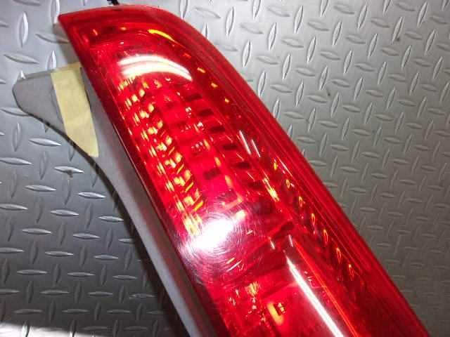 Right Tail Light HONDA CR-V 2010 DBA-RE4 — photo 2