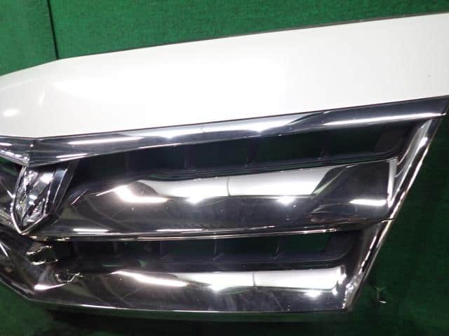 Radiator Grille TOYOTA Alphard 2007 DAA-ATH10 — photo 3