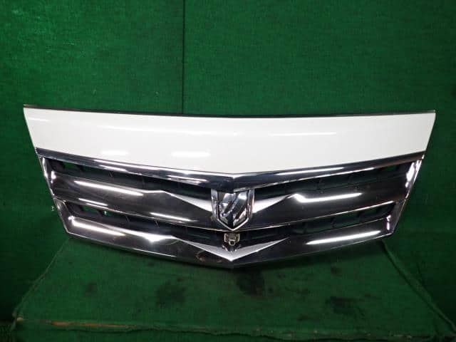 Radiator Grille TOYOTA Alphard 2007 DAA-ATH10 — photo 1