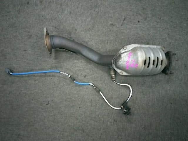 Front Exhaust Pipe HONDA Vezel 2014 DBA-RU2 — photo 1