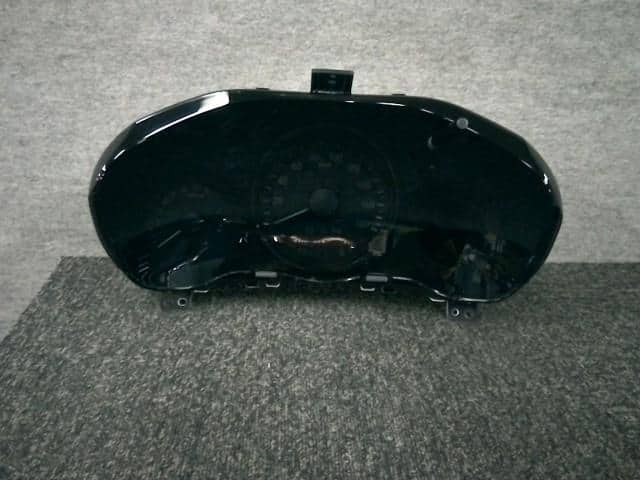Speedometer HONDA Vezel 2014 DBA-RU2 — photo 1