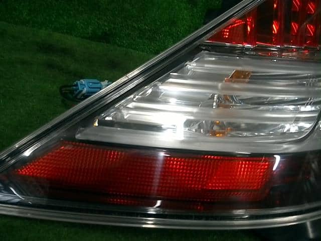 Left Tail Light HONDA CR-Z 2011 DAA-ZF1 — photo 3
