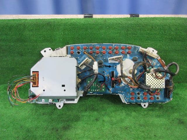 Speedometer ISUZU ISUZU LARGESIZE CAR 2003 KL-CYJ23W4 1831161380 — photo 3