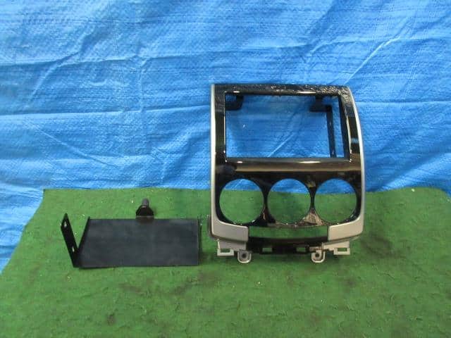 Cluster Panel MAZDA Premacy 2010 DBA-CREW C30555210A — photo 1