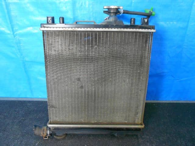 Radiator SUZUKI Wagon R 2008 DBA-MH23S 1770058J00 — photo 1