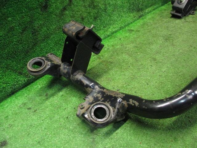 Suspension Parts NISSAN Clipper 2004 LE-U72 — photo 2