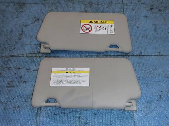 Sun Visor NISSAN Note 2019 DAA-HE12 — photo 1