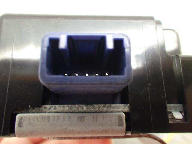 Door Lock Relay TOYOTA Prius 2012 DAA-ZVW30 — photo 3