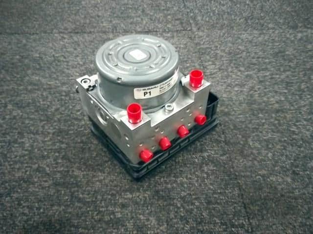 ABS Actuator SUBARU Wrx 2014 CBA-VAB 27596VA001 — photo 1