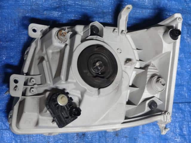 Right Headlight DAIHATSU Hijet 2012 EBD-S321V — photo 4