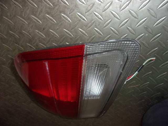 Light TOYOTA Caldina 1996 E-ST195G 8159021030 — photo 3