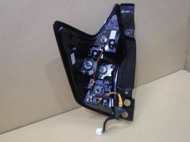Right Tail Light NISSAN Note 2019 DAA-HE12 — photo 2