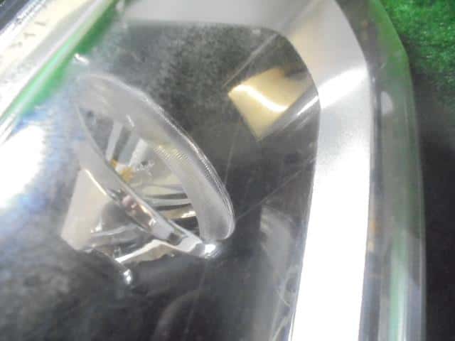 Right Headlight HONDA Fit 2013 DBA-GK3 — photo 2