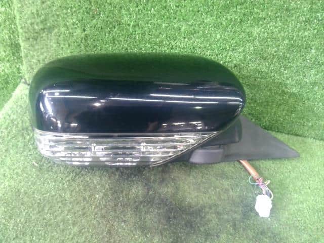 Right Side Mirror SUBARU Legacy 2003 TA-BL5 — photo 1