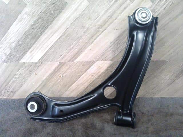 Front Right Lower Control Arm SUZUKI Alto 2019 HBD-HA36V 4520174P10 — photo 4