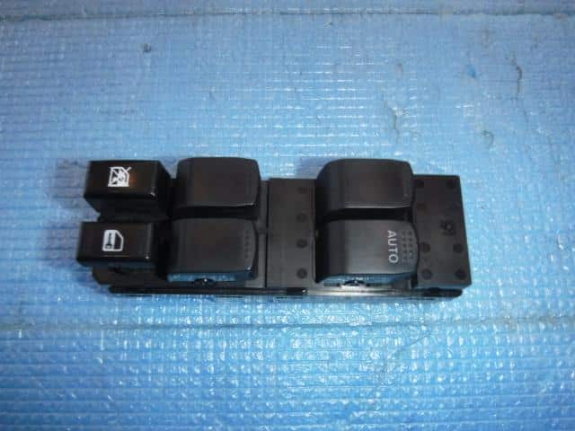 Power Window Switch SUZUKI Swift 2004 DBA-ZD11S 3799062J30 — photo 1