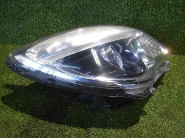 Right Headlight MITSUBISHI Delica D2 2012 DBA-MB15S — photo 4