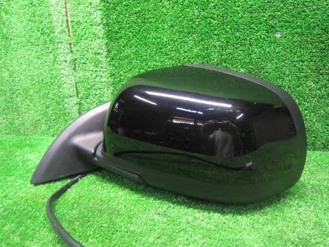 Left Side Mirror NISSAN Leaf_ 2010 ZAA-ZE0 — photo 1