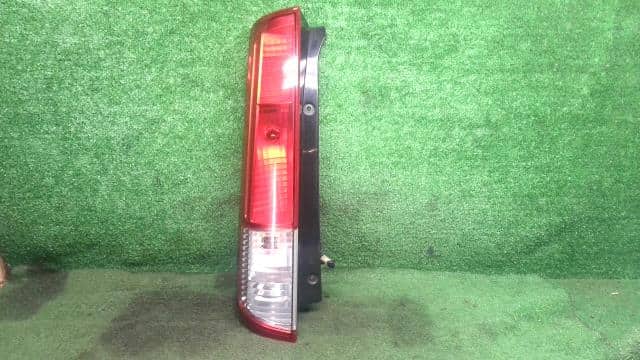 Left Tail Light NISSAN Roox 2011 DBA-ML21 — photo 1