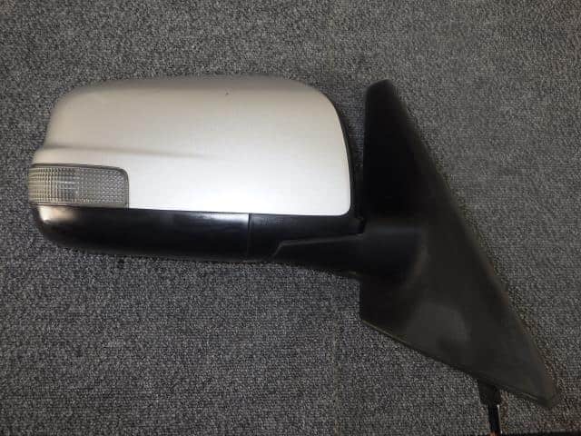 Right Side Mirror NISSAN Serena 2011 DBA-FC26 — photo 1