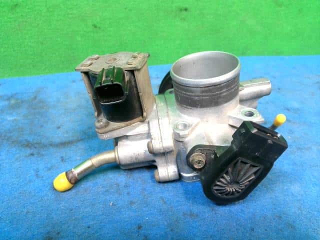 Throttle Body MITSUBISHI Minica 1999 GF-H47A — photo 1