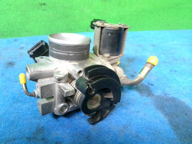 Throttle Body MITSUBISHI Minica 1999 GF-H47A — photo 5