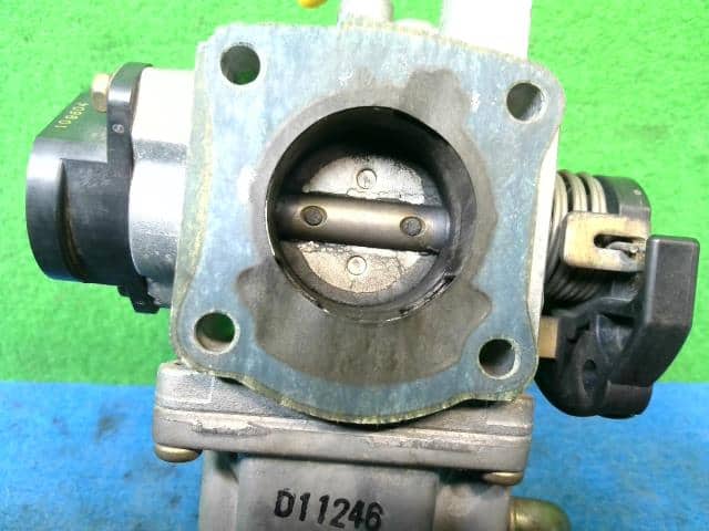 Throttle Body MITSUBISHI Minica 1999 GF-H47A — photo 4