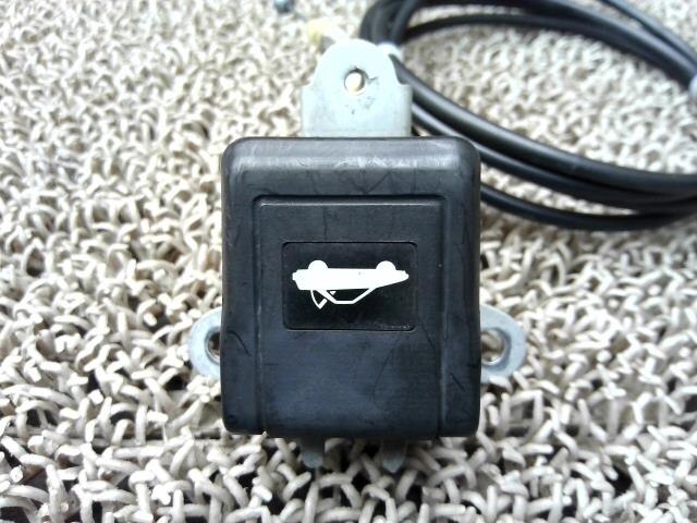 Interior Parts TOYOTA MR2 1984 E-AW11 — photo 2