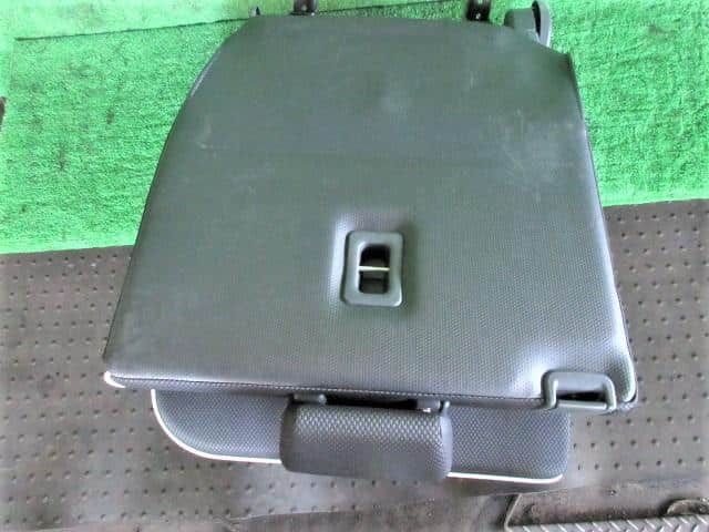 Rear Seat SUZUKI Hustler 2014 DBA-MR31S — photo 3