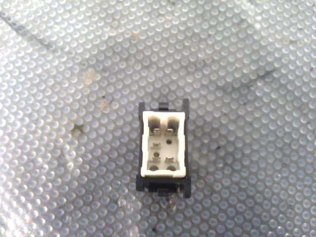 Power Window Switch TOYOTA Crown 1999 GF-GS130G 8481030130 — photo 2