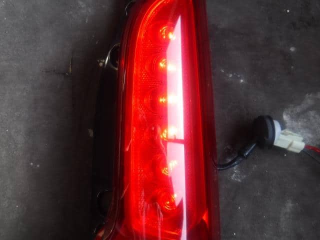 Right Tail Light SUZUKI Spacia 2013 DBA-MK32S 3565081M01 — photo 3