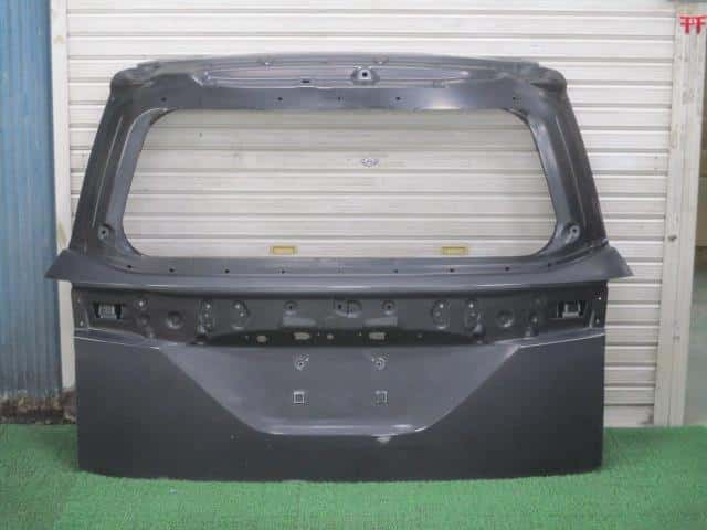 Back Door Assembly NISSAN Elgrand 2014 DBA-PNE52 — photo 1