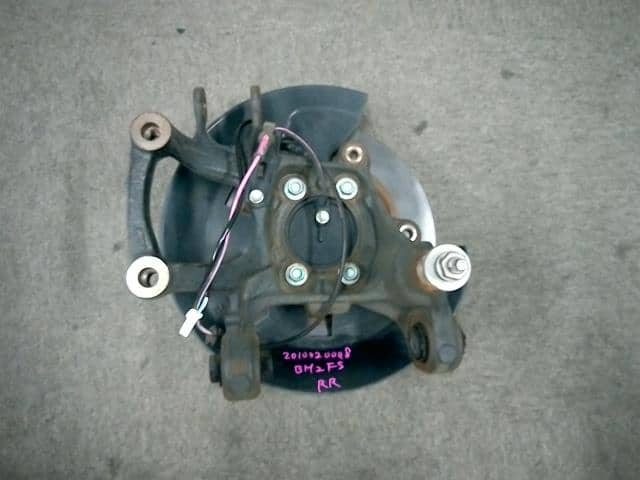 Rear Right Knuckle Hub Assembly MAZDA Axela 2014 LDA-BM2FS B45A2611X — photo 1