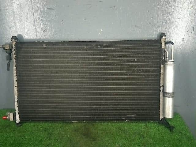 Condenser NISSAN Cube 2004 UA-BNZ11 — photo 2